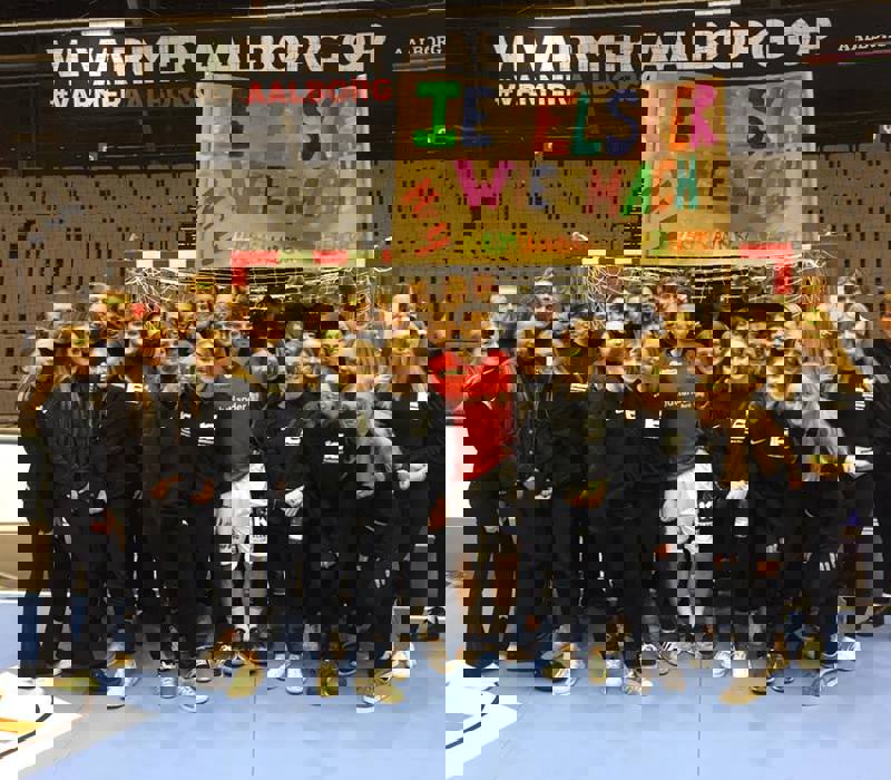 31687357 10151029946759995 8985224814780219392 N