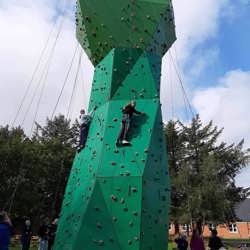 385871210 815854093882545 9125644574361646749 N